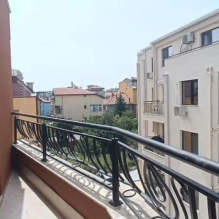 Private Apartment, Baba Tonka St ブルガス